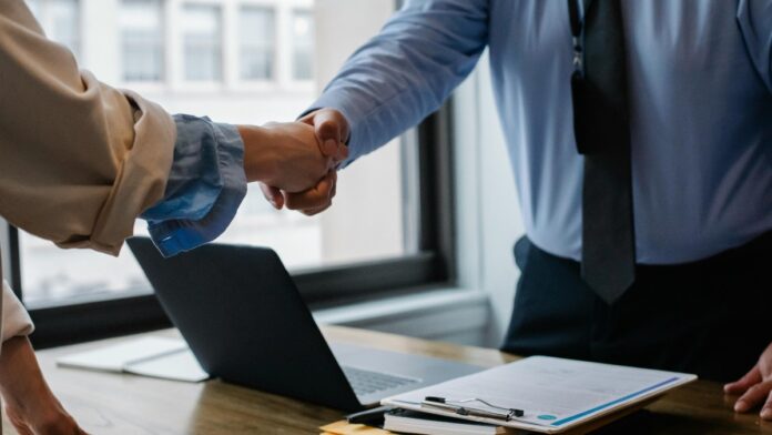 5 Effective Strategies for Seamless HR Management